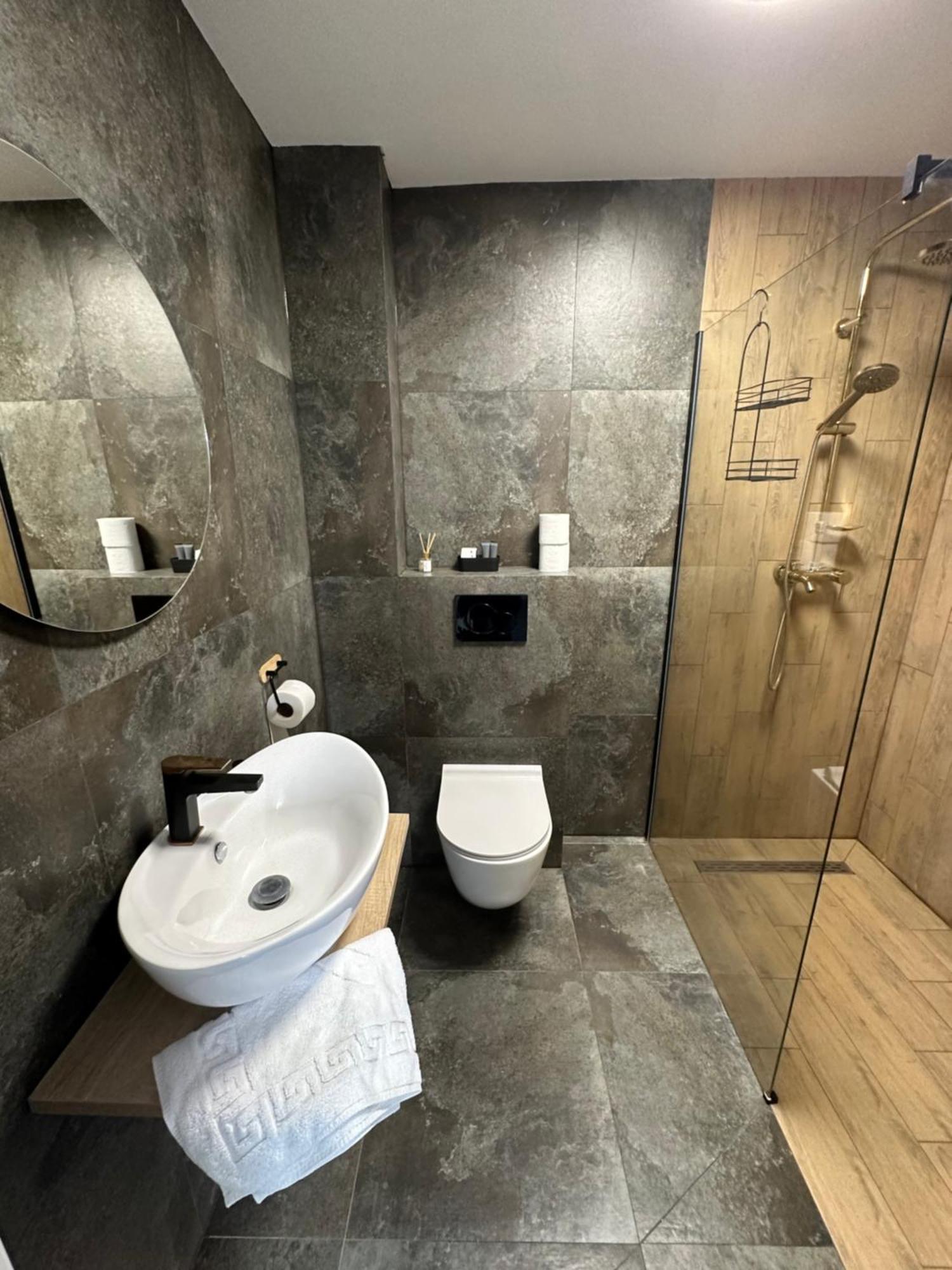 Apartamenty Czerwona Stodola Kłodzko Exterior foto